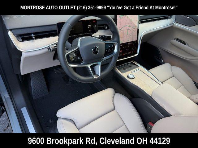 new 2025 Volvo EX90 car, priced at $86,790