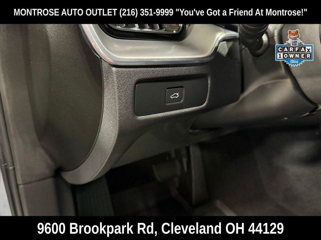 used 2023 Volvo XC60 car, priced at $30,981