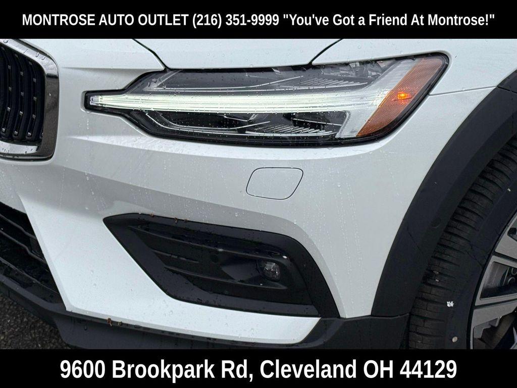 new 2026 Volvo V60 Cross Country car, priced at $62,077