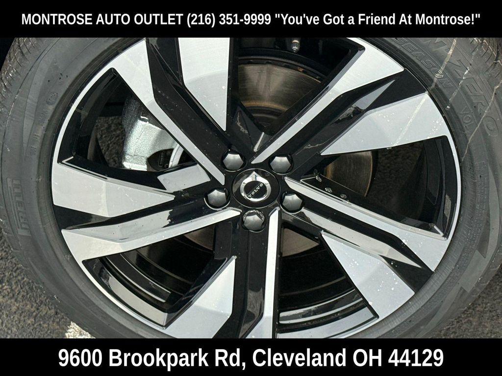 new 2026 Volvo XC40 car, priced at $51,960