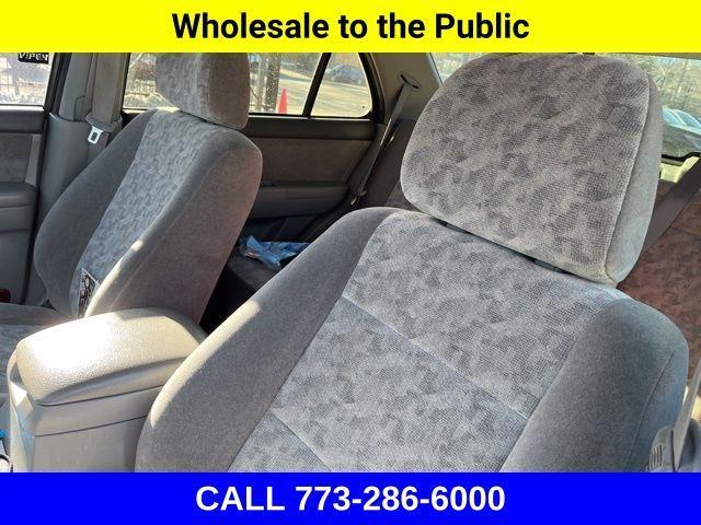 used 2006 Kia Sorento car, priced at $4,000