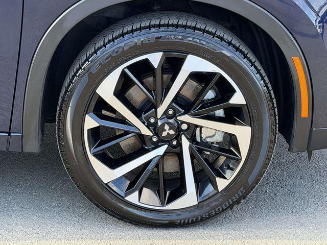 used 2024 Mitsubishi Outlander PHEV car, priced at $30,500