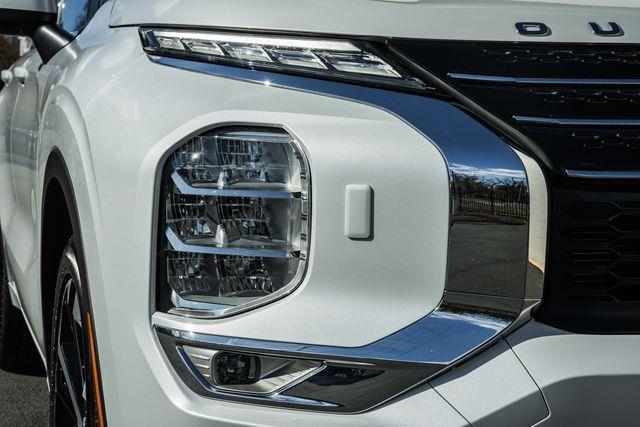 used 2024 Mitsubishi Outlander car, priced at $27,500