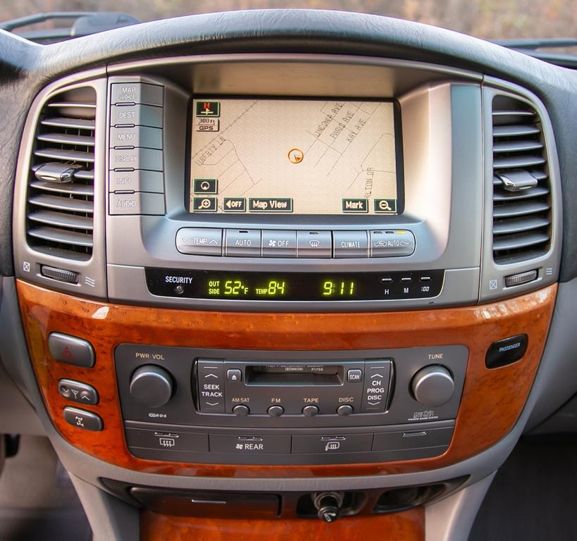 used 2006 Lexus LX 470 car, priced at $19,950