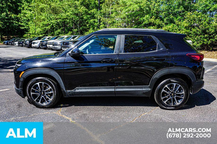 used 2025 Chevrolet TrailBlazer car, priced at $22,664
