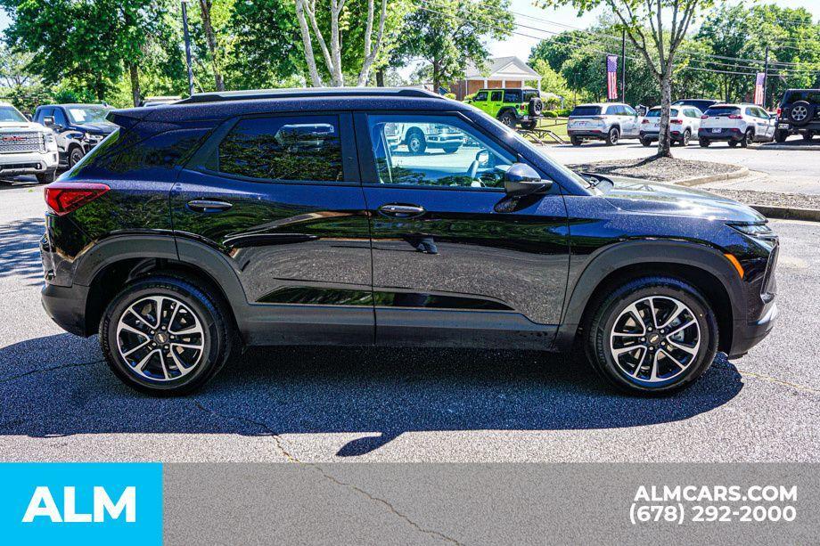 used 2025 Chevrolet TrailBlazer car, priced at $22,664