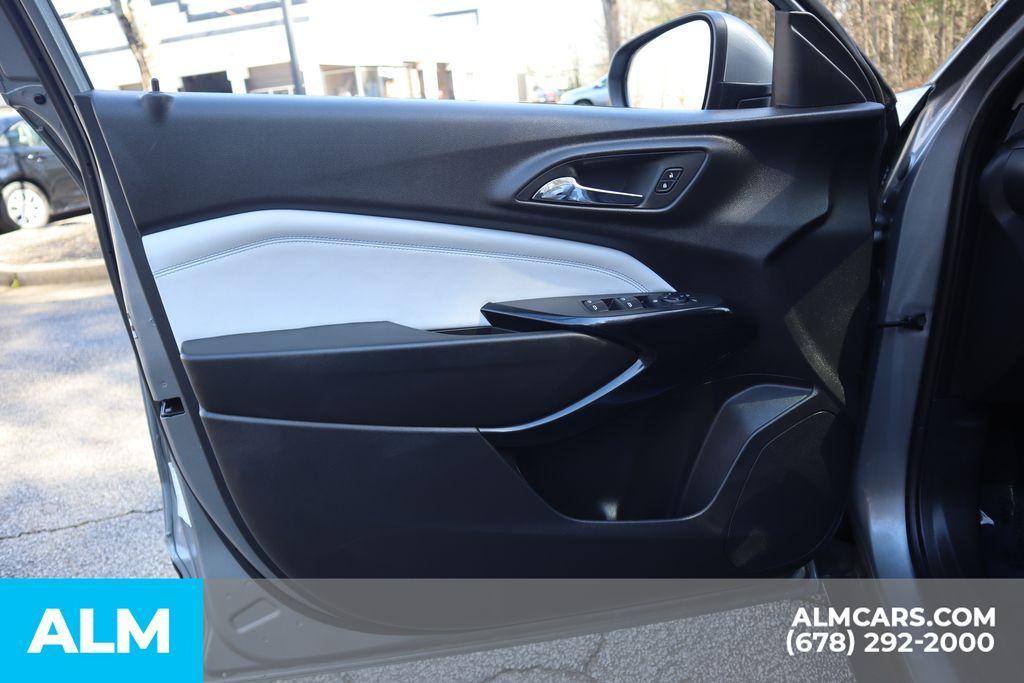 used 2025 Chevrolet Trax car, priced at $19,420