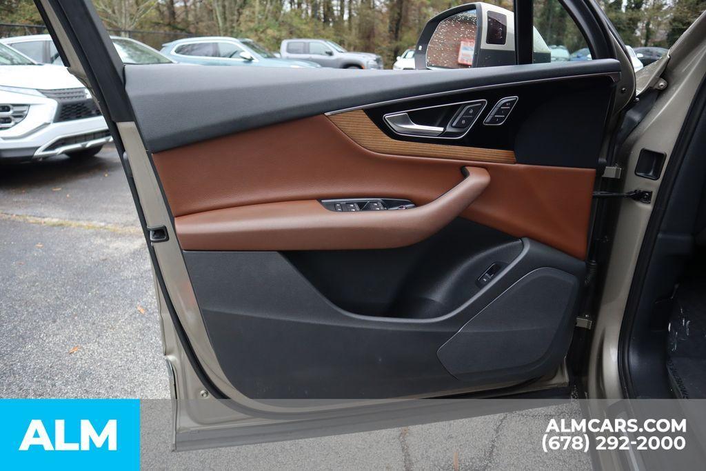 used 2017 Audi Q7 car, priced at $9,420