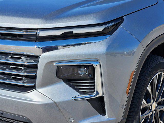 new 2026 Chevrolet Traverse car, priced at $48,329