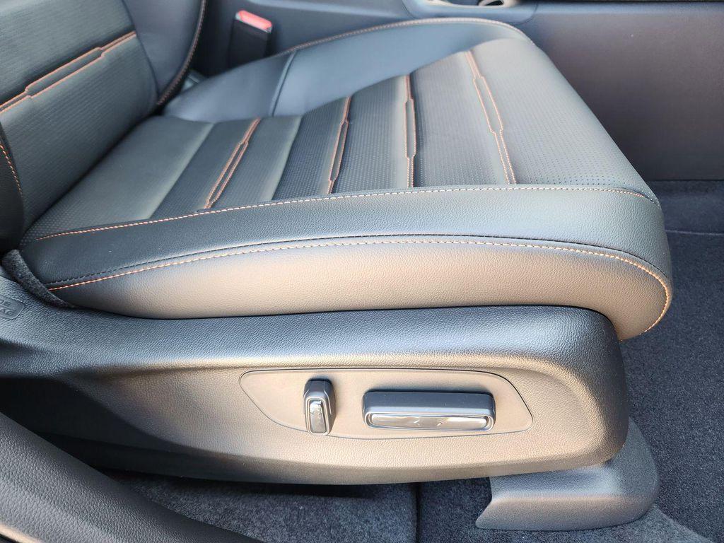 new 2025 Honda CR-V Hybrid car, priced at $38,509