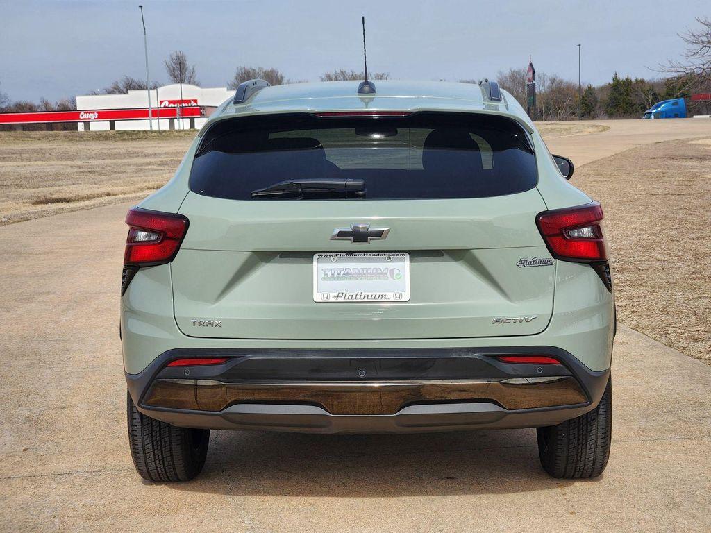 used 2025 Chevrolet Trax car, priced at $23,477