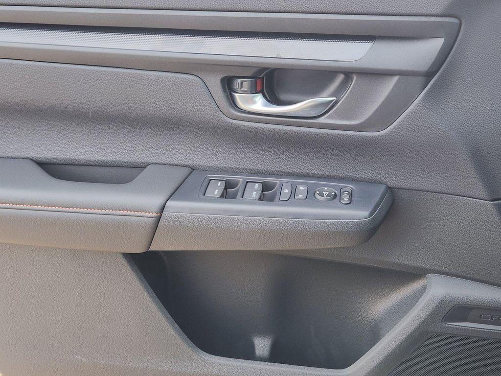 new 2026 Honda CR-V Hybrid car, priced at $38,648