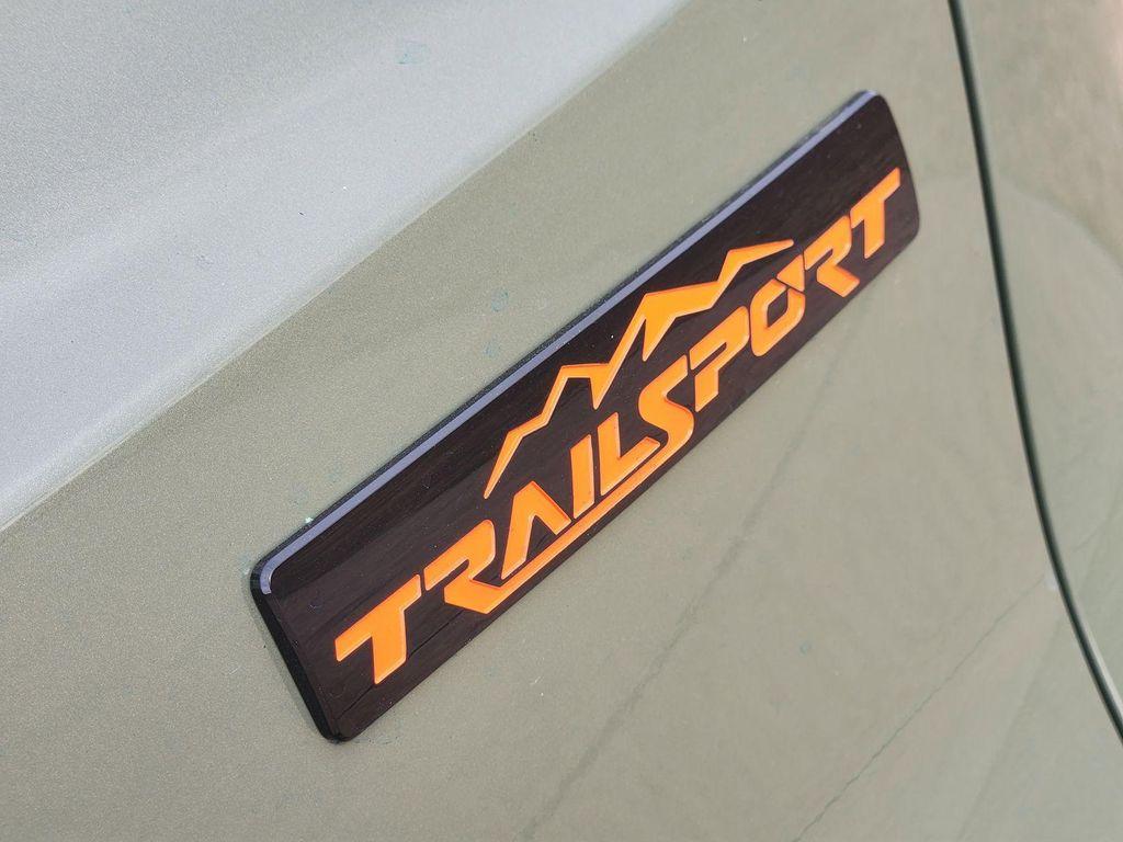 new 2026 Honda CR-V Hybrid car, priced at $38,648