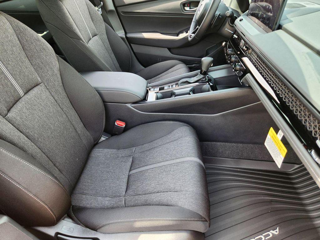 new 2025 Honda Accord Hybrid car, priced at $33,655