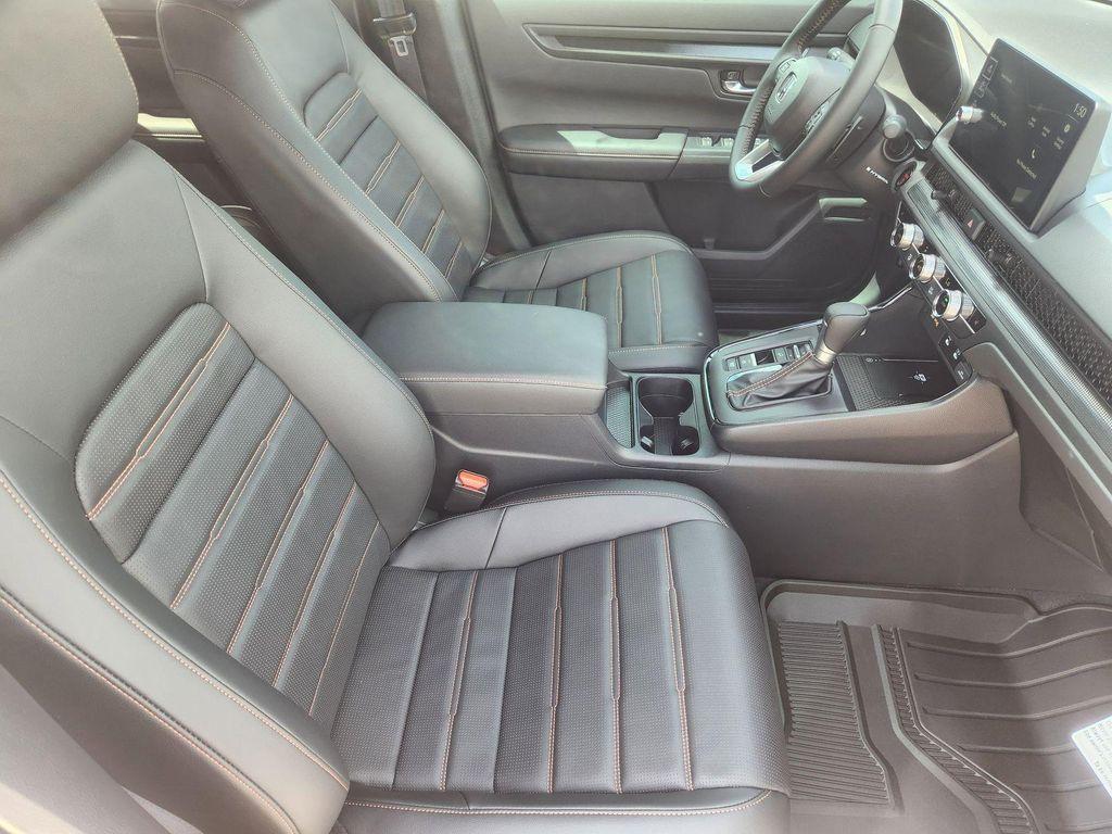 new 2026 Honda CR-V Hybrid car, priced at $36,818