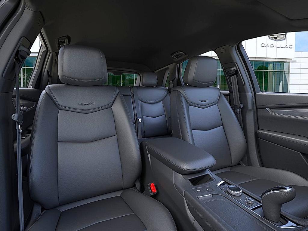 new 2025 Cadillac XT5 car, priced at $45,415