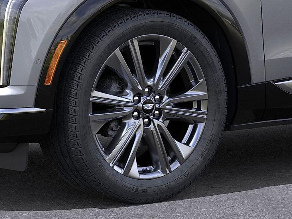 new 2025 Cadillac OPTIQ car, priced at $58,015