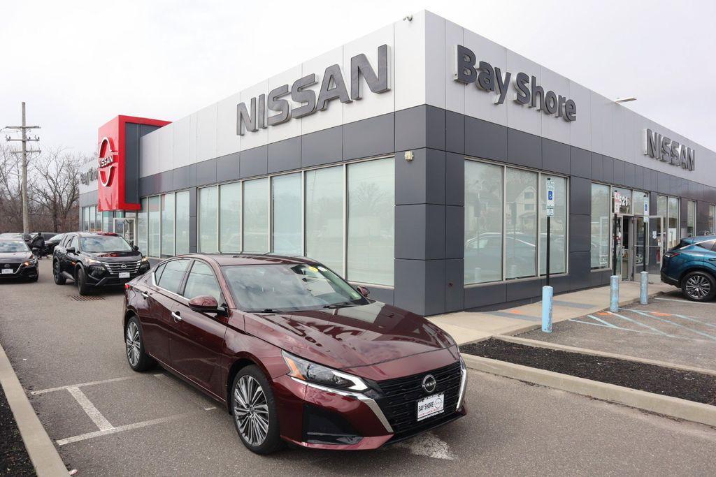 used 2024 Nissan Altima car, priced at $24,075