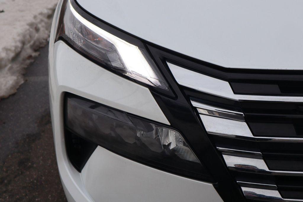 used 2025 Nissan Rogue car, priced at $21,321