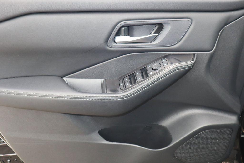 used 2025 Nissan Rogue car, priced at $23,341