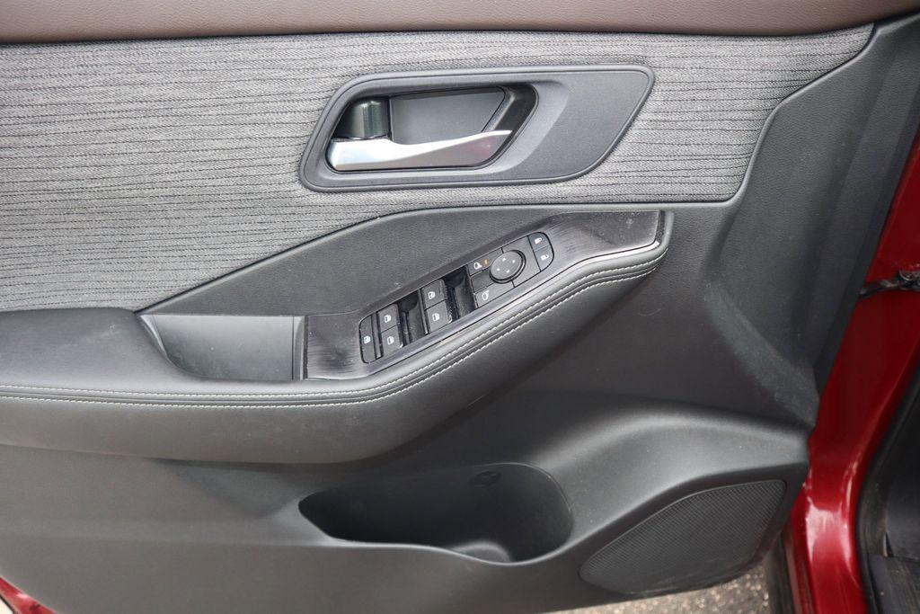 used 2023 Nissan Rogue car, priced at $21,269