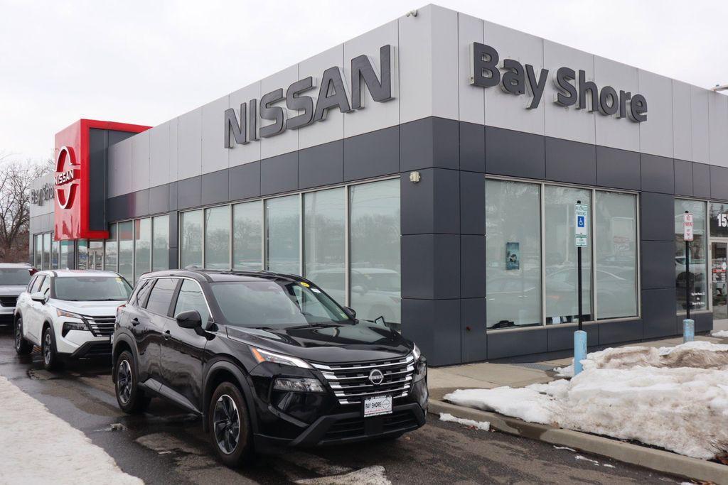 used 2025 Nissan Rogue car, priced at $23,149