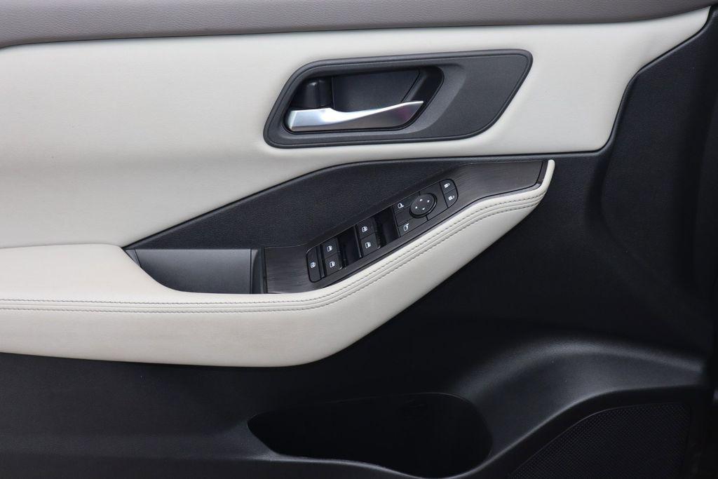 used 2025 Nissan Rogue car, priced at $23,164
