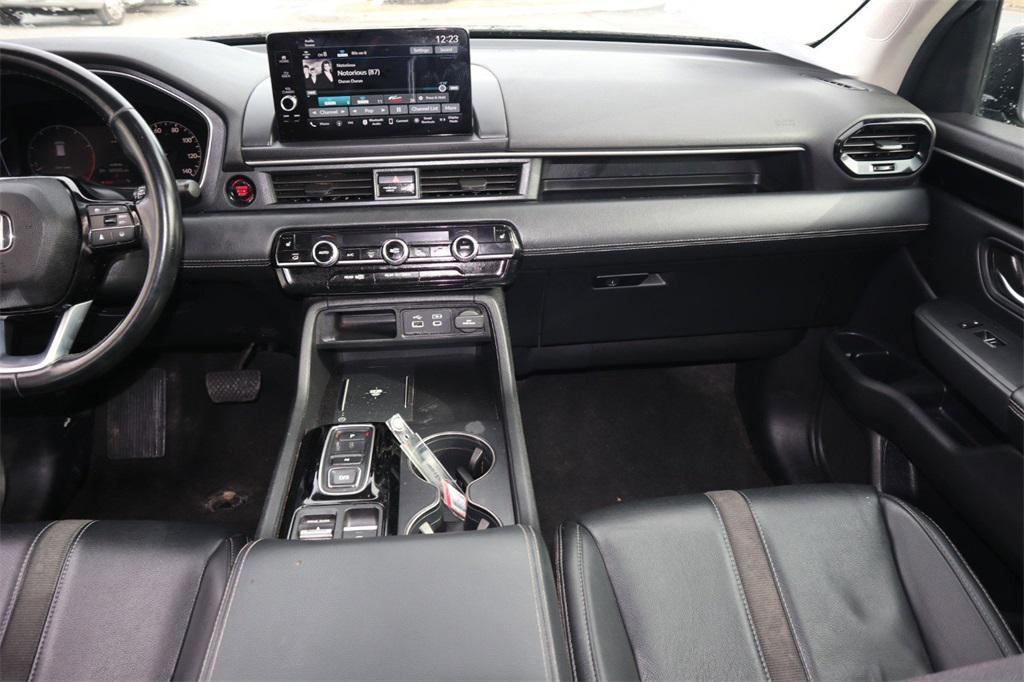 used 2024 Honda Pilot car, priced at $35,149