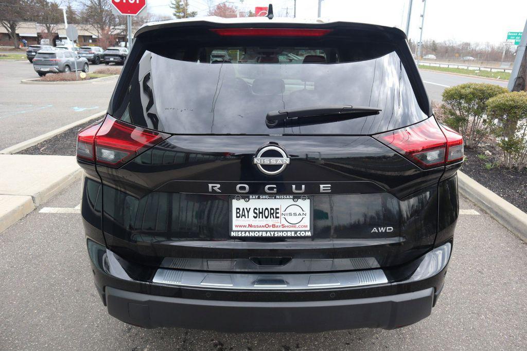 used 2025 Nissan Rogue car, priced at $22,961