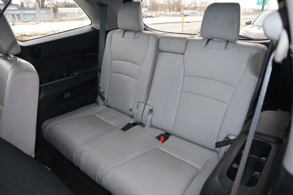 used 2022 Honda Pilot car, priced at $26,702