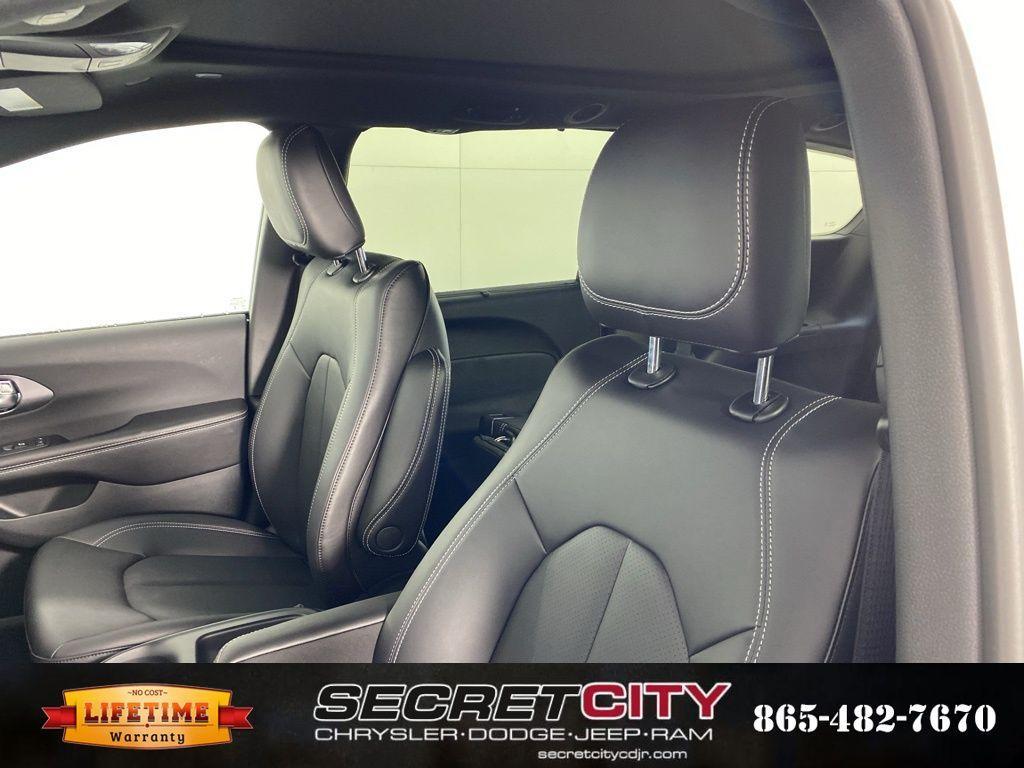new 2026 Chrysler Pacifica car, priced at $42,398