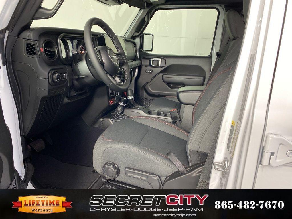 new 2026 Jeep Gladiator car, priced at $47,605