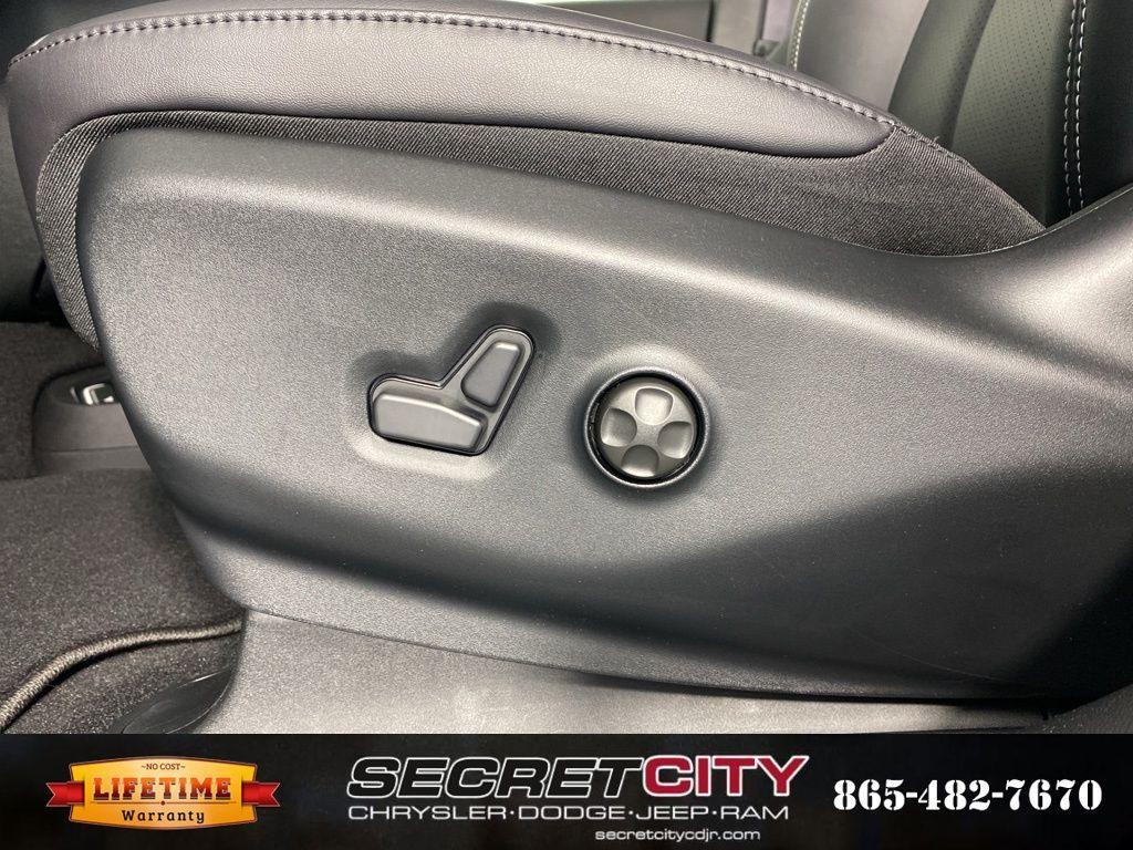 new 2026 Chrysler Pacifica car, priced at $42,398
