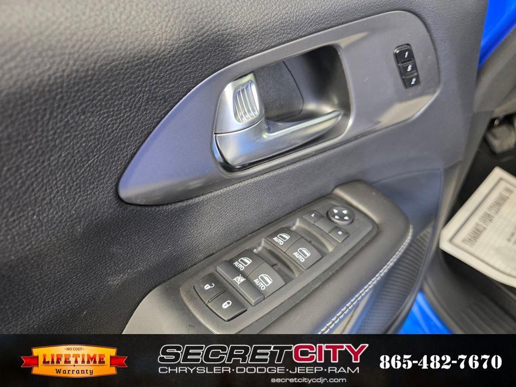 new 2026 Chrysler Pacifica car, priced at $43,063