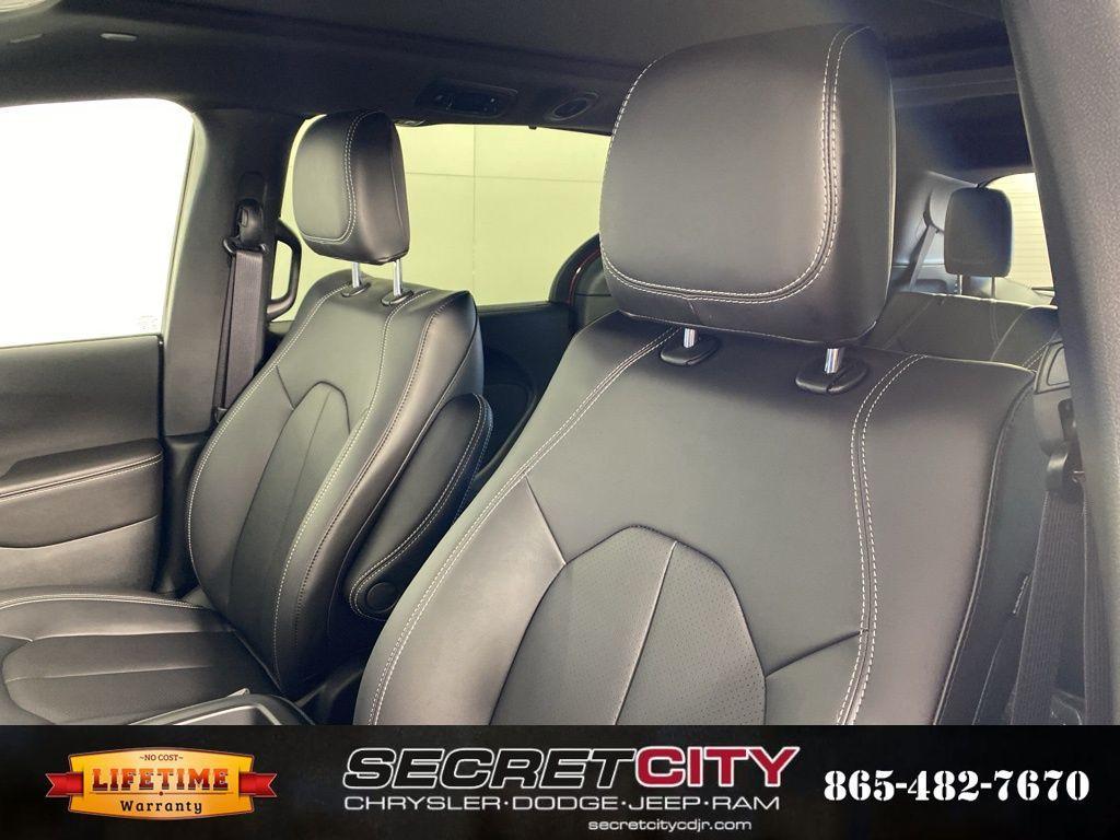 new 2026 Chrysler Pacifica car, priced at $42,844