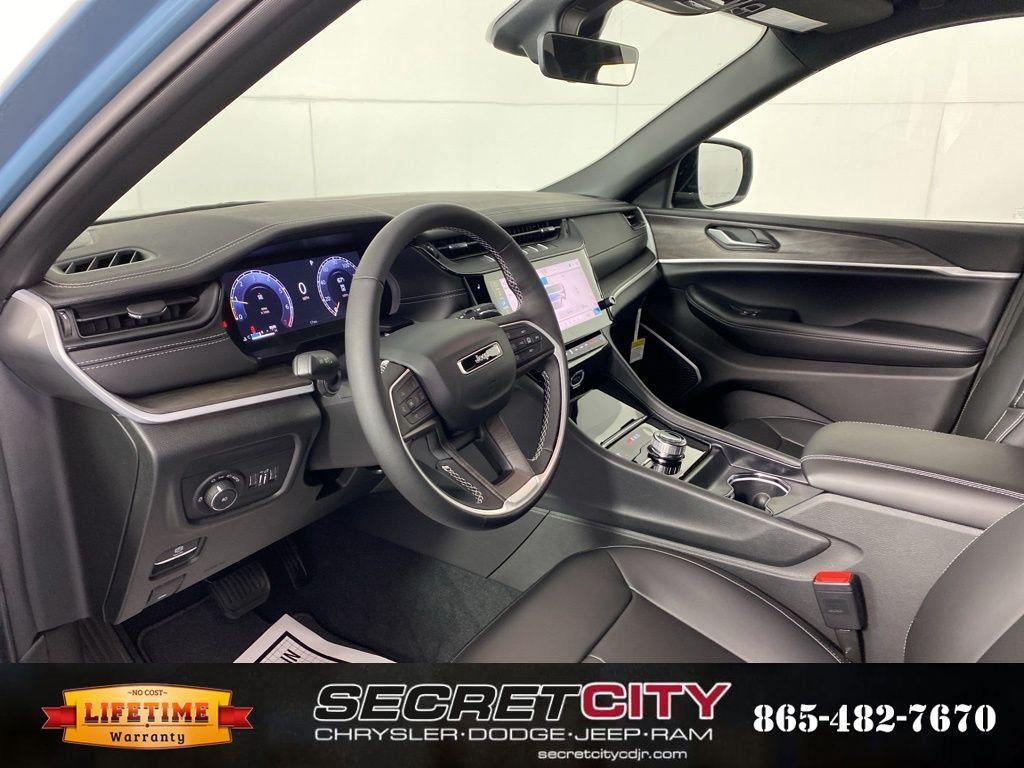 new 2026 Jeep Grand Cherokee L car, priced at $45,904