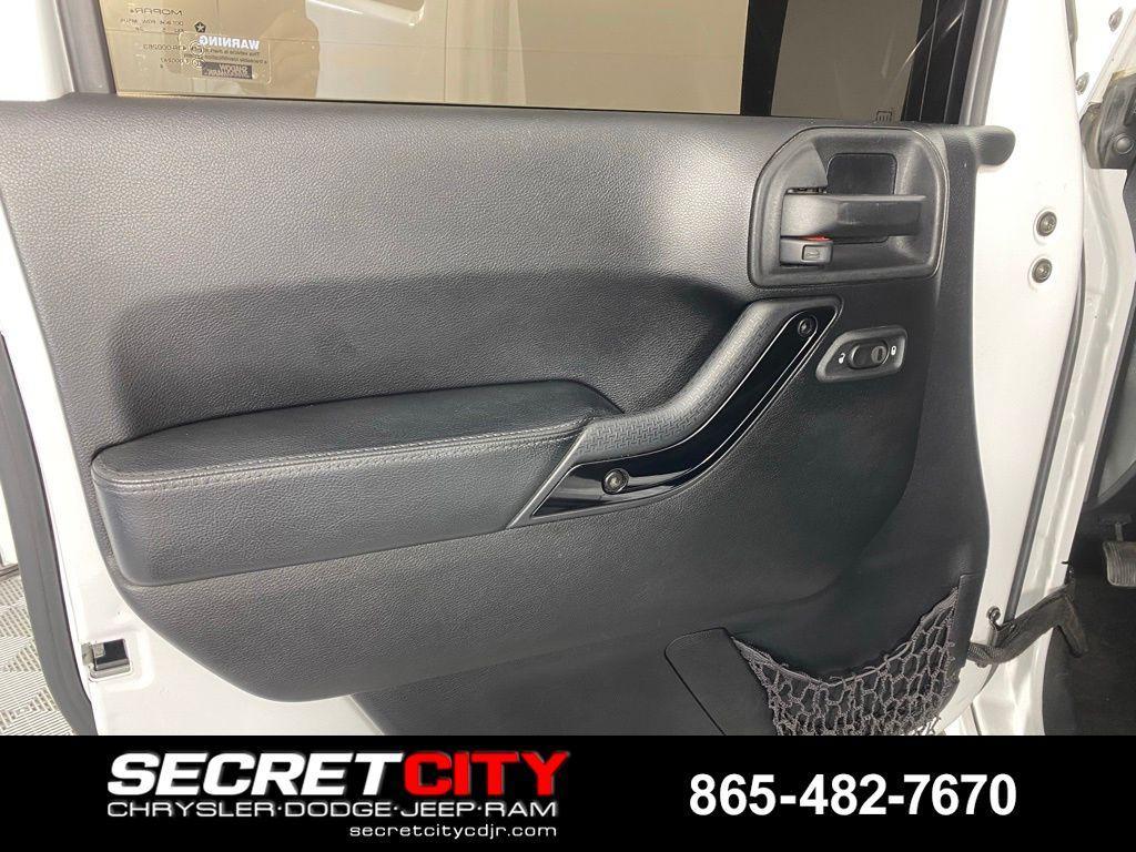 used 2015 Jeep Wrangler Unlimited car, priced at $23,988