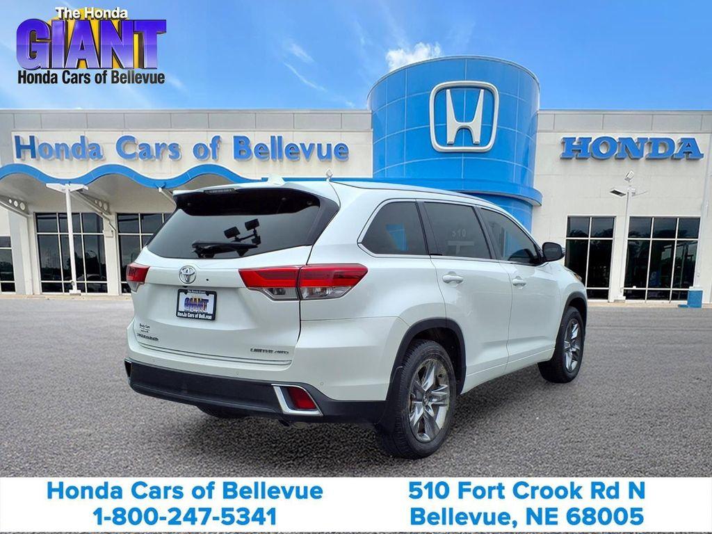 used 2017 Toyota Highlander car, priced at $21,299