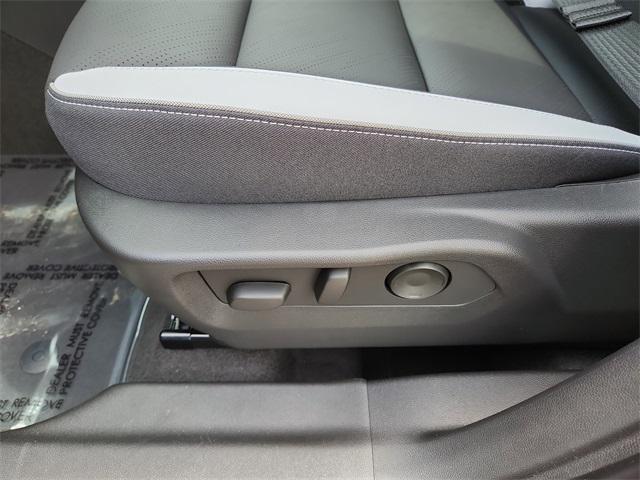 new 2025 Buick Envision car, priced at $40,350