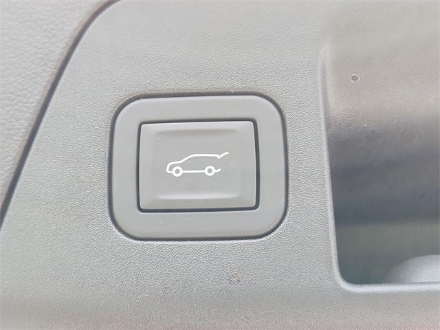 new 2025 Buick Envision car, priced at $40,350