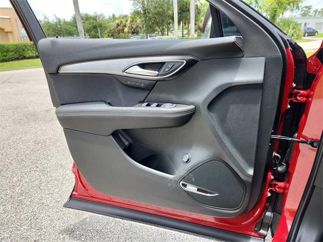 new 2025 Buick Envision car, priced at $40,350