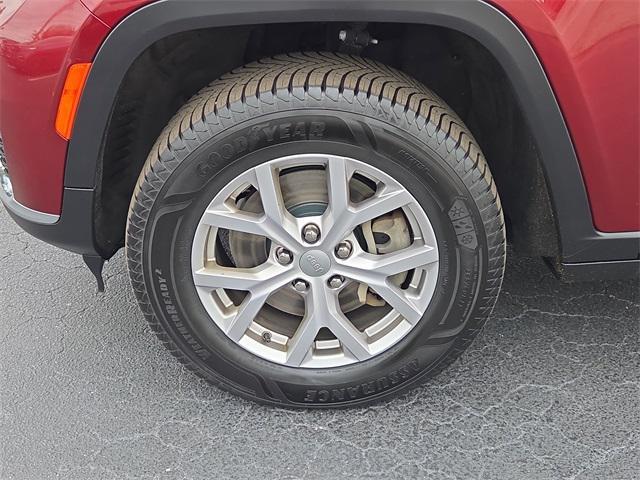 used 2021 Jeep Grand Cherokee L car, priced at $20,000