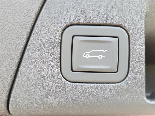 new 2025 Buick Envision car, priced at $40,350