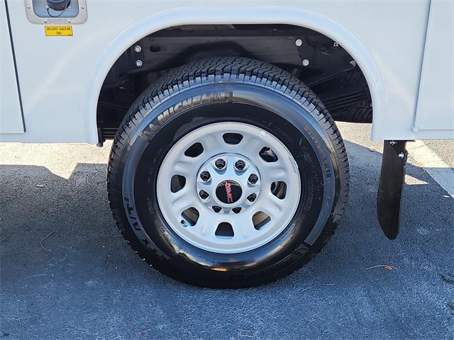 new 2025 GMC Sierra 3500 car, priced at $49,814