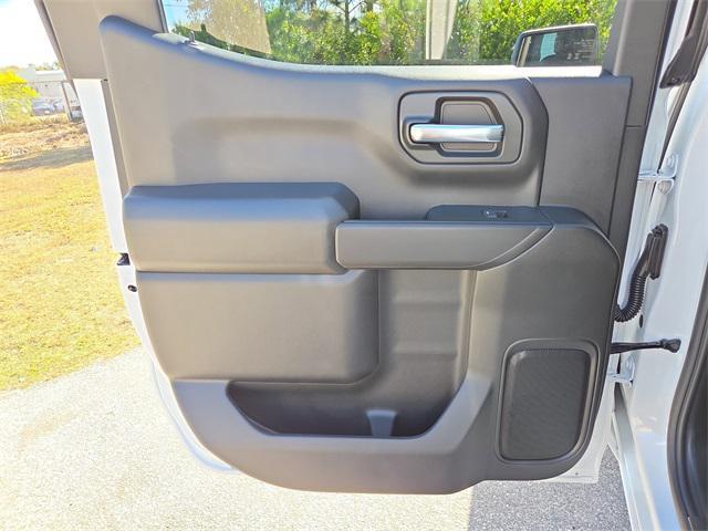 new 2026 GMC Sierra 1500 car, priced at $47,274