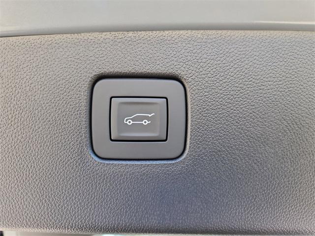 new 2026 Buick Envista car, priced at $27,057