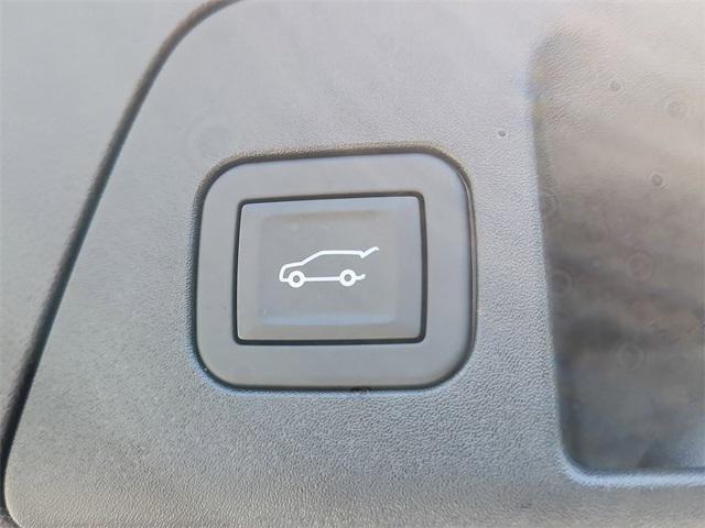 new 2025 Buick Envision car, priced at $40,350