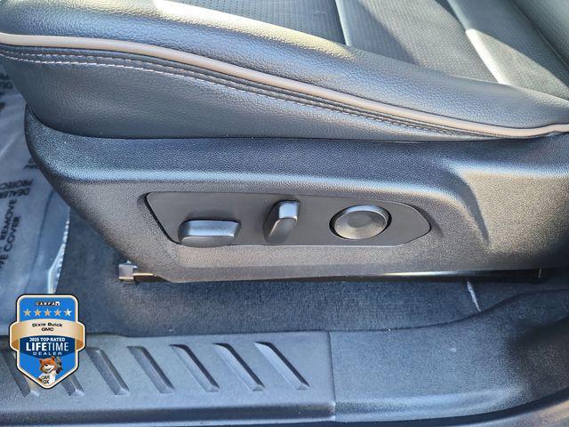 used 2023 GMC Canyon car, priced at $39,000