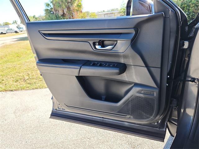 used 2024 Honda CR-V Hybrid car, priced at $26,000