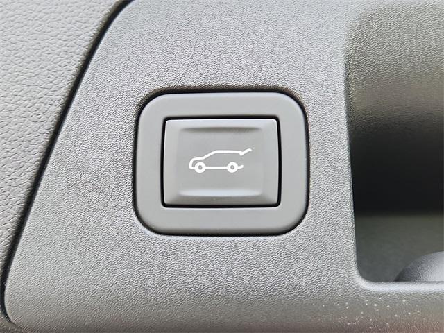 new 2025 Buick Envision car, priced at $40,350